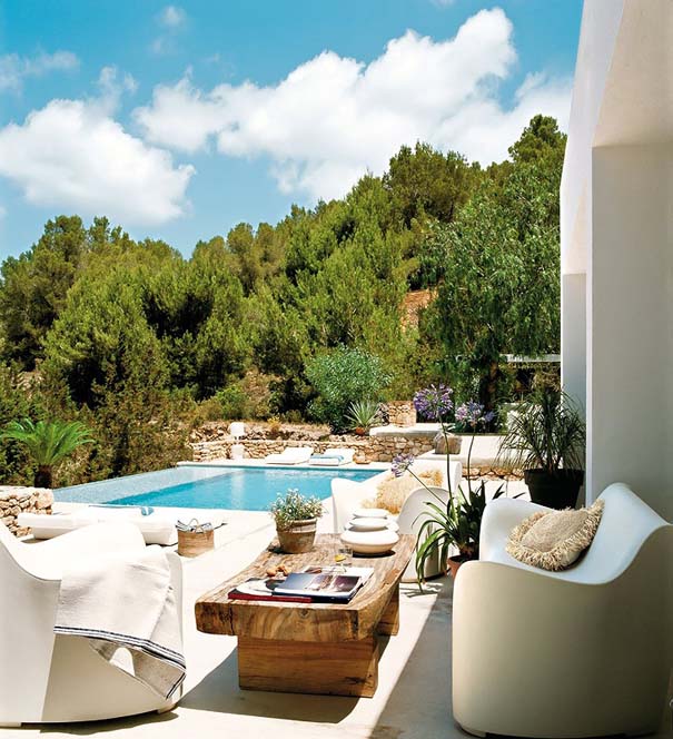 Εντυπωσιακό μεσογειακό σπίτι στην Ibiza (6)