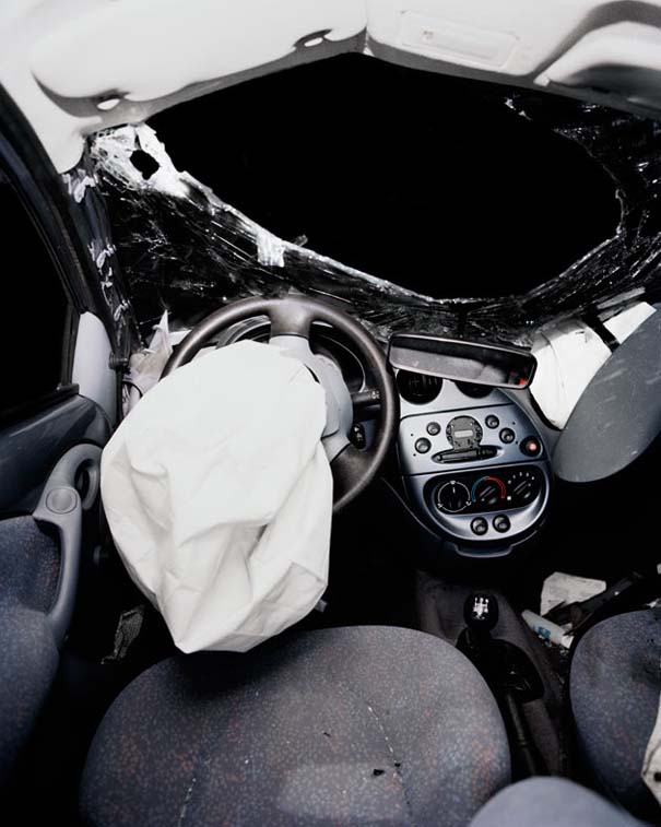 Το εσωτερικό αυτοκινήτων μετά από τροχαία ατυχήματα (6)