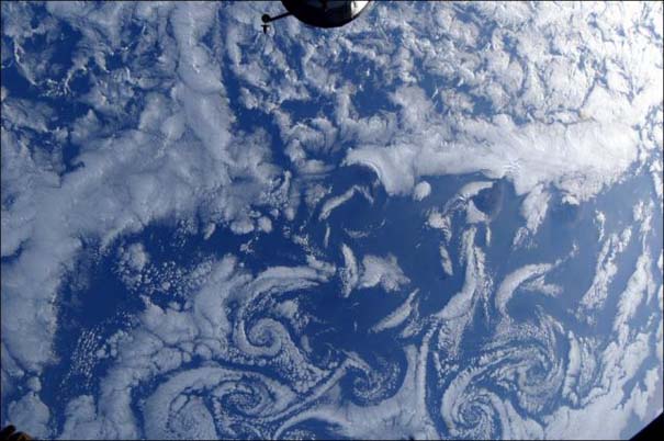 Σύννεφα όπως φαίνονται από το διάστημα (12)