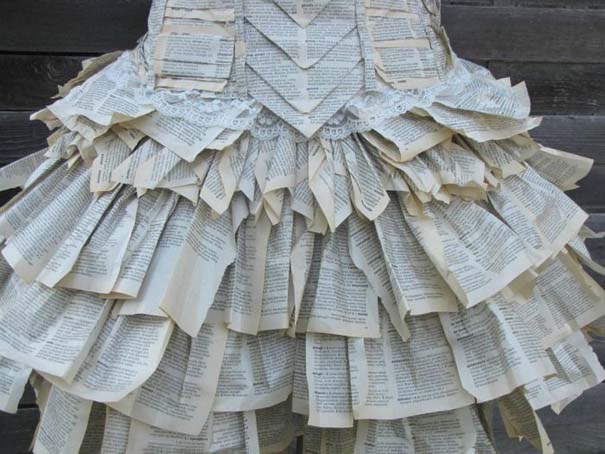 Φόρεμα φτιαγμένο αποκλειστικά από τις σελίδες ενός βιβλίου (6)