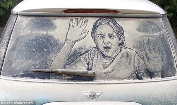 Έργα τέχνης σε σκονισμένα αυτοκίνητα (10)