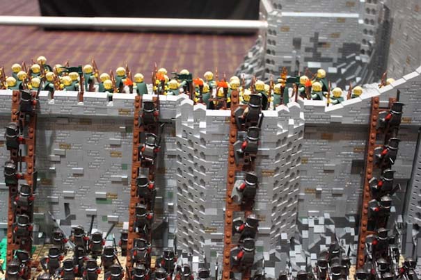 Επική αναπαράσταση μάχης του Άρχοντα των Δαχτυλιδιών με LEGO (4)