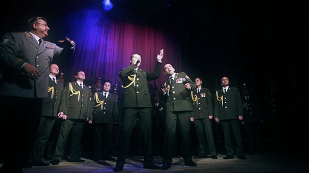 Η Ρώσικη αστυνομία τραγουδάει «Get Lucky»