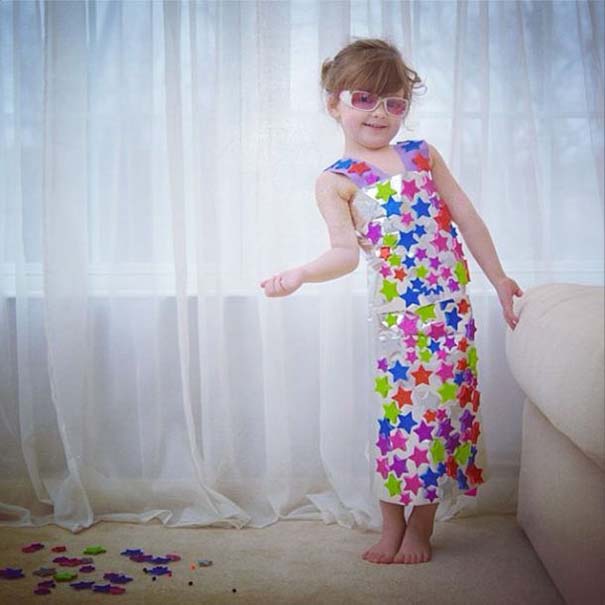 4χρονη δημιουργεί με τη μητέρα της εκπληκτικά φορέματα από χαρτί (35)