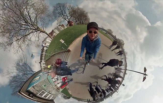 Βίντεο 360 μοιρών: Κάνοντας βόλτες σε μια μικροσκοπική Γη