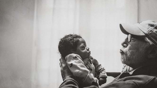 Συγκινητικές φωτογραφίες από την υιοθεσία ενός μωρού δείχνουν τι θα πει ανιδιοτελής αγάπη (4)