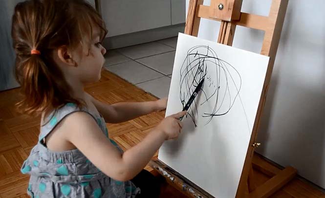 Μητέρα μετατρέπει τα σκίτσα της 2χρονης κόρης της σε πίνακες ζωγραφικής (1)