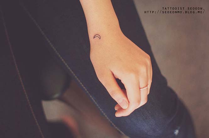 Μινιμαλιστικά τατουάζ από την Seoeon (13)
