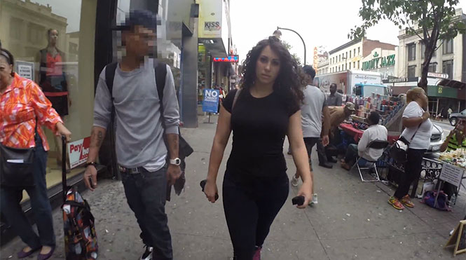 Κρυφή κάμερα δείχνει πως είναι για μια γυναίκα να περπατάει στους δρόμους της Νέας Υόρκης