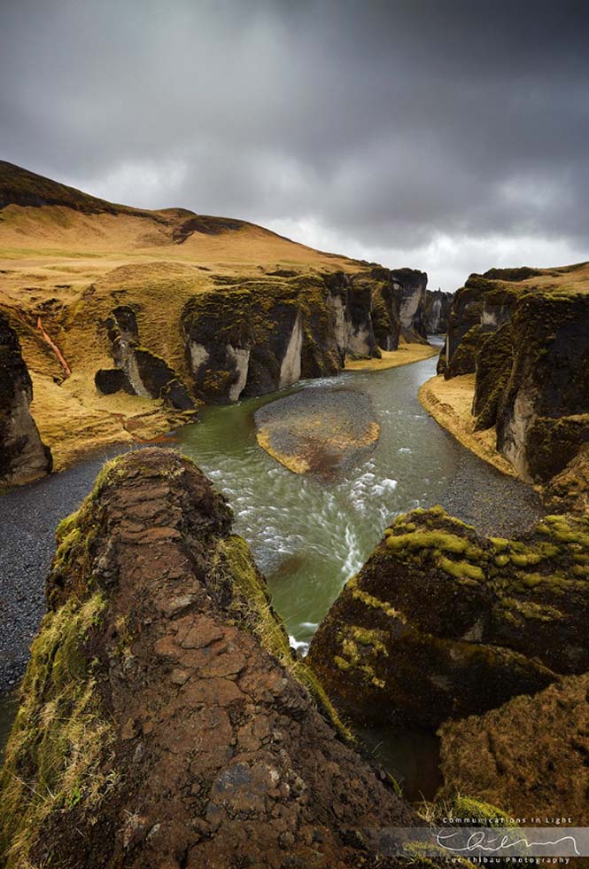 Fjaðrárgljúfur: Ένα από τα ομορφότερα φαράγγια στον κόσμο (6)