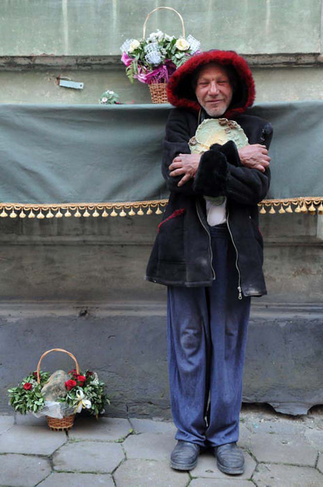 Ο πιο καλοντυμένος άστεγος στον κόσμο (3)