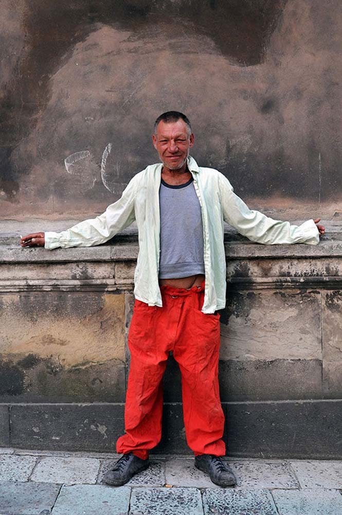 Ο πιο καλοντυμένος άστεγος στον κόσμο (12)