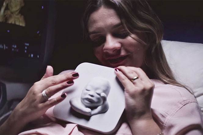 Η 3D εκτύπωση έδωσε την ευκαιρία σε μια τυφλή έγκυο γυναίκα να δει το αγέννητο μωρό της