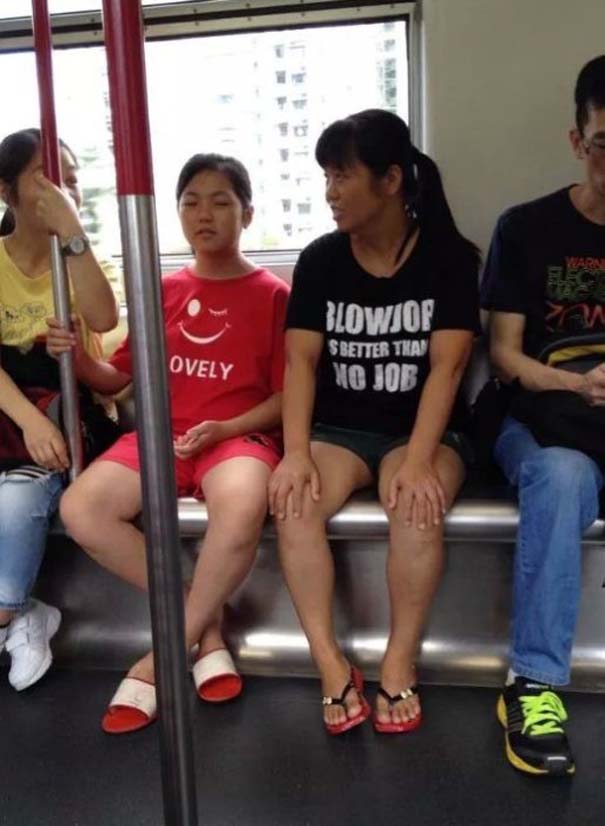 Αλλόκοτα T-shirts που κυκλοφορούν στην Ασία (7)