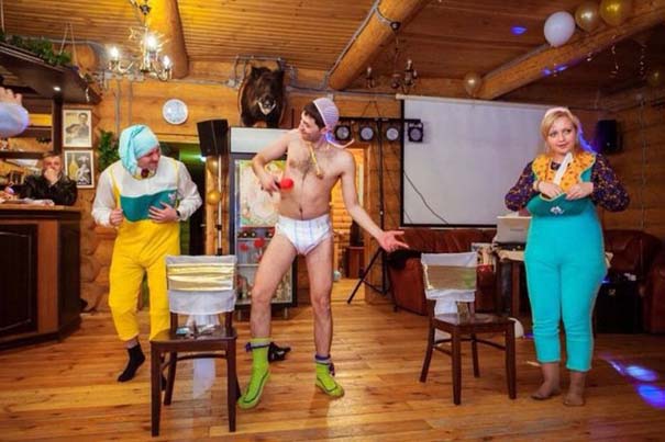 Παράξενα και ξεκαρδιστικά στιγμιότυπα γάμων στην Ρωσία (31)