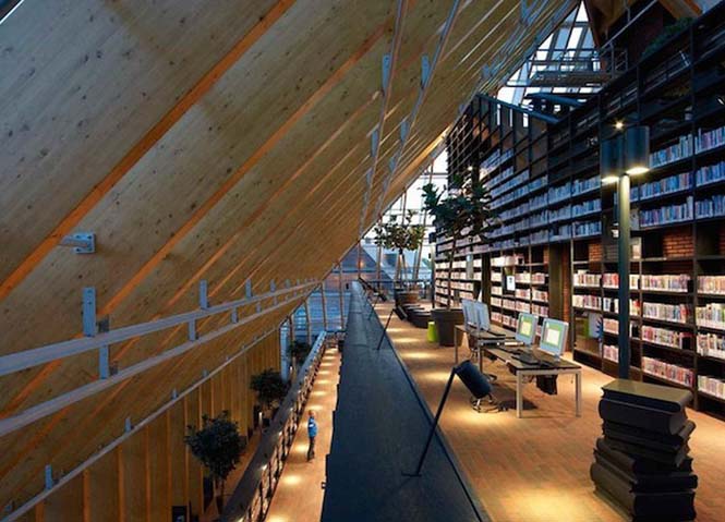 Γυάλινη 5όροφη βιβλιοθήκη στην Ολλανδία (6)