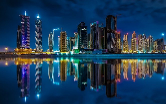 Το νυχτερινό αστικό τοπίο του Dubai | Φωτογραφία της ημέρας