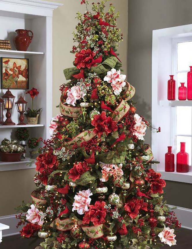 Στολισμοί χριστουγεννιάτικου δένδρου με λουλούδια (14)