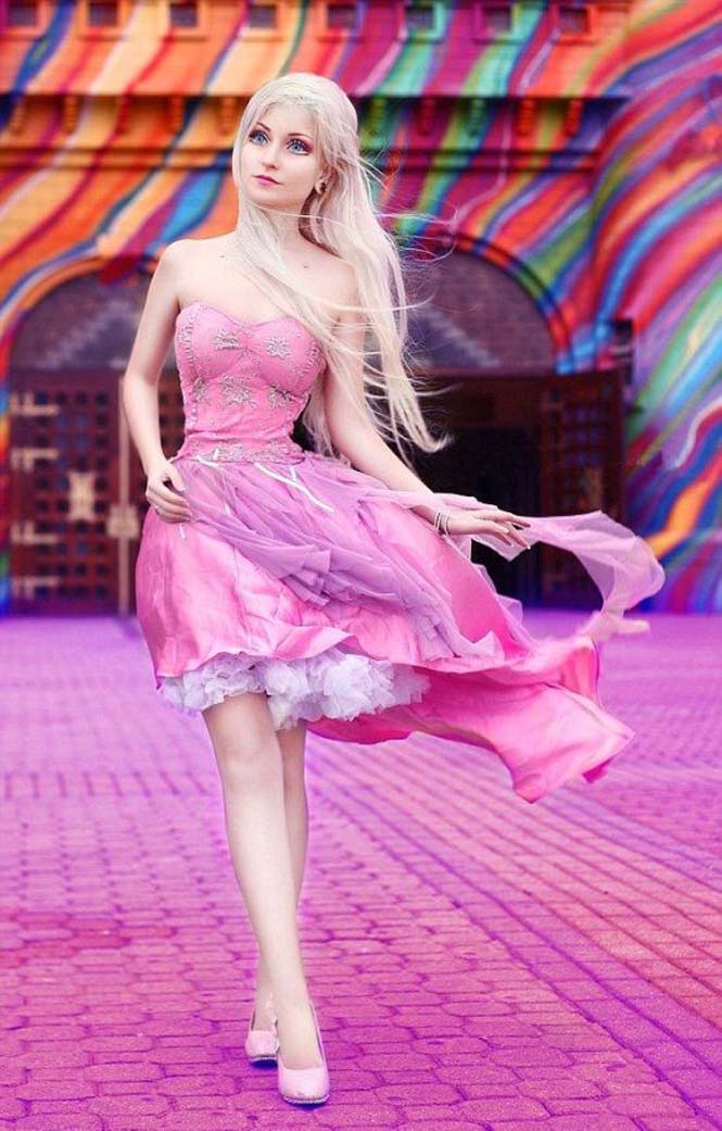 Η Adressa Damiani είναι μια ανθρώπινη κούκλα Barbie από την Βραζιλία (7)