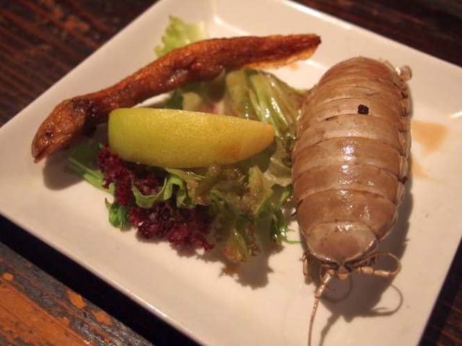 Εστιατόριο στην Ιαπωνία σερβίρει σπάνια και αηδιαστικά πιάτα (2)