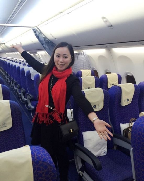 Μετά από 10 ώρες καθυστέρησης, αυτή η γυναίκα είχε όλο το αεροπλάνο για τον εαυτό της (1)
