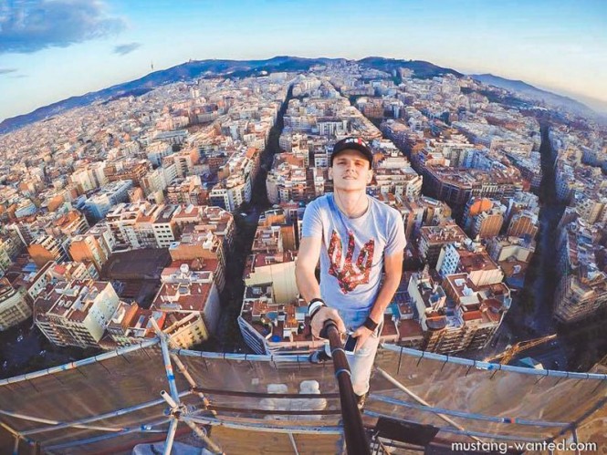 Κοιτάζοντας την Βαρκελώνη από την κορυφή της Sagrada Familia | Φωτογραφία της ημέρας