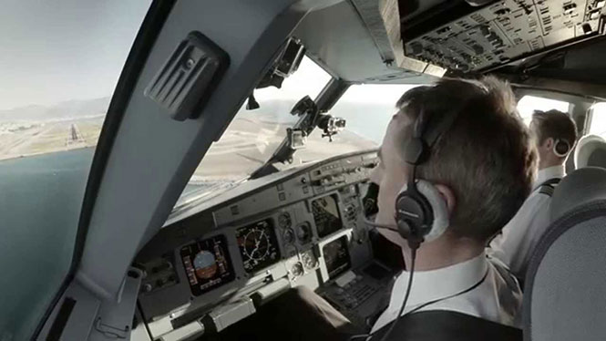 Πως είναι να πετάς μέσα από το πιλοτήριο ενός Airbus A320