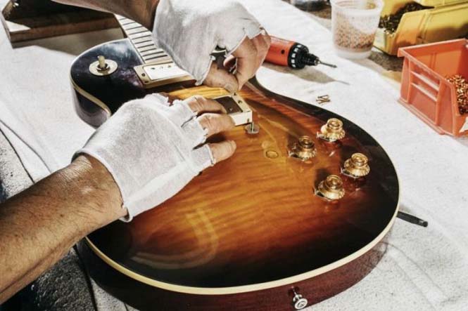 Πως φτιάχνονται οι κιθάρες Gibson Les Paul (10)