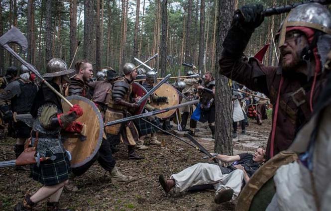 Χιλιάδες fans συγκεντρώθηκαν στην Τσεχία για να αναπαραστήσουν μια μάχη από το «The Hobbit» (6)