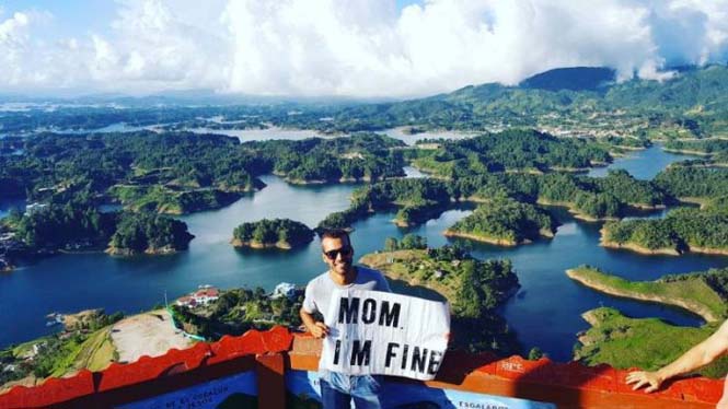 Χρήστης του Instagram γυρίζει τον κόσμο με το μήνυμα «Μαμά είμαι καλά» (10)