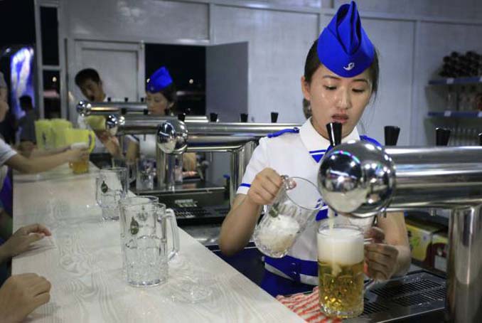Φεστιβάλ μπύρας στη Βόρεια Κορέα (1)
