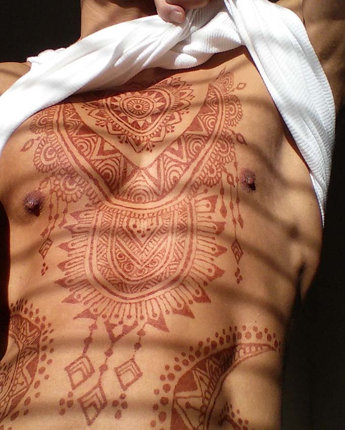 Menna: Η τάση κατά την οποία άνδρες κάνουν περίτεχνα τατουάζ χένα (14)