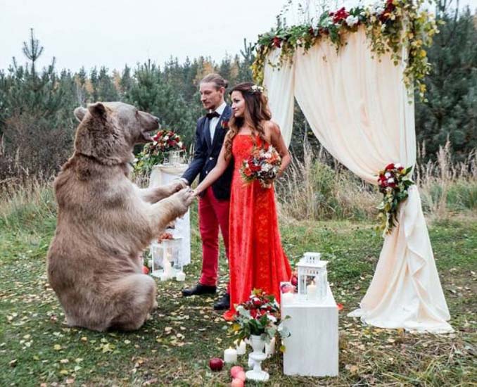 Απλά ένας συνηθισμένος γάμος στην Ρωσία... (4)