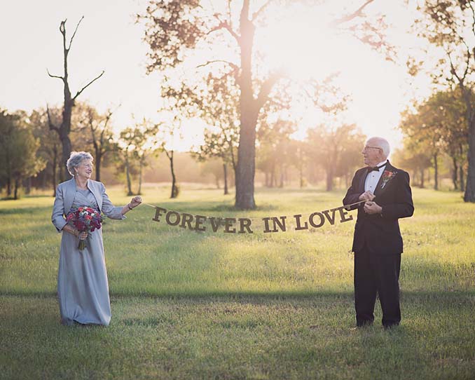 Ζευγάρι περίμενε 70 χρόνια για να κάνει τη γαμήλια φωτογράφηση του (1)