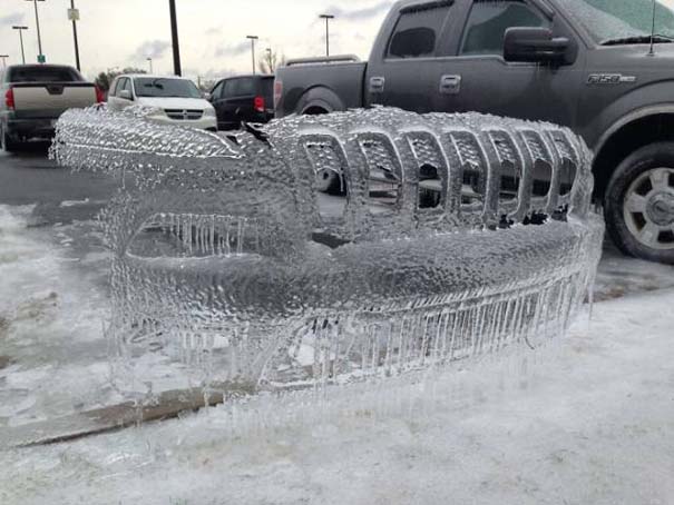 Όταν ο πάγος δημιουργεί απίστευτη τέχνη πάνω σε αυτοκίνητα (20)