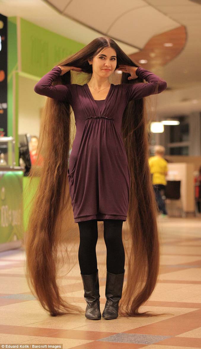 Η αληθινή Ραπουνζέλ που έχει μήκος μαλλιών 2,2 μέτρα (9)