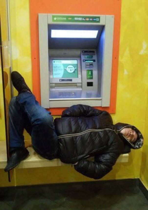 Παράξενα που μπορεί να συναντήσεις σε ένα ATM (19)