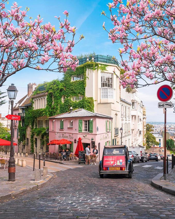 Ανοιξιάτικο τοπίο σε μια γραφική γειτονιά του Παρισιού | Φωτογραφία της ημέρας