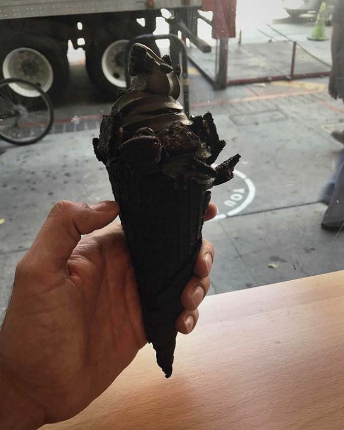 Μαύρο παγωτό (11)