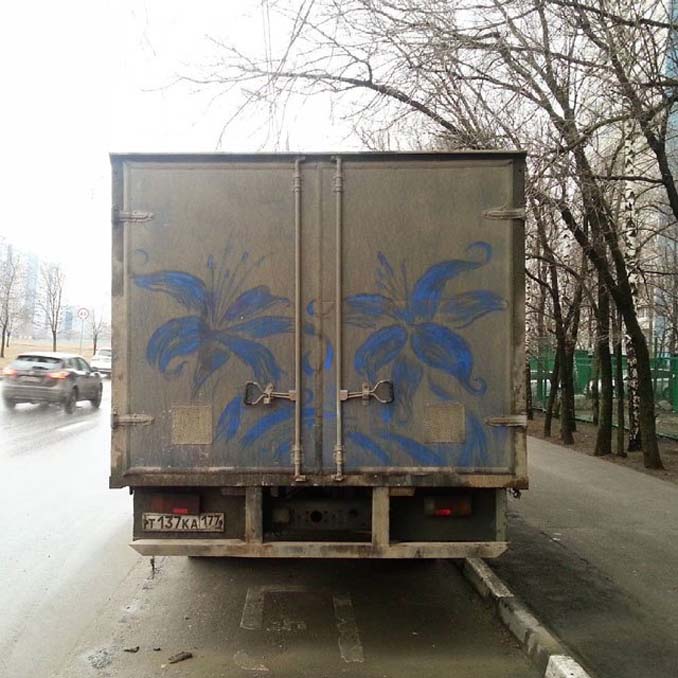 Ο Nikita Golubev μετατρέπει σκονισμένα οχήματα σε απίστευτα έργα τέχνης (2)