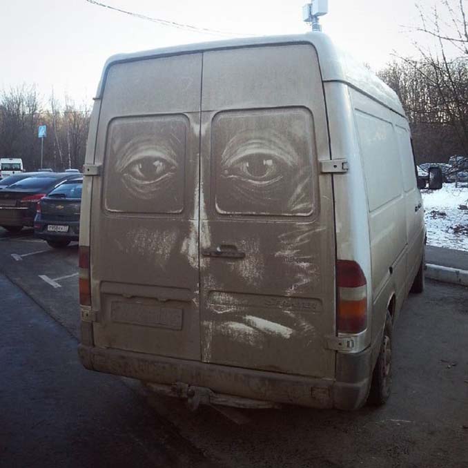 Ο Nikita Golubev μετατρέπει σκονισμένα οχήματα σε απίστευτα έργα τέχνης (5)