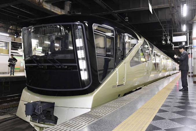 Έτσι θα είναι το πιο πολυτελές τρένο στην Ιαπωνία (2)