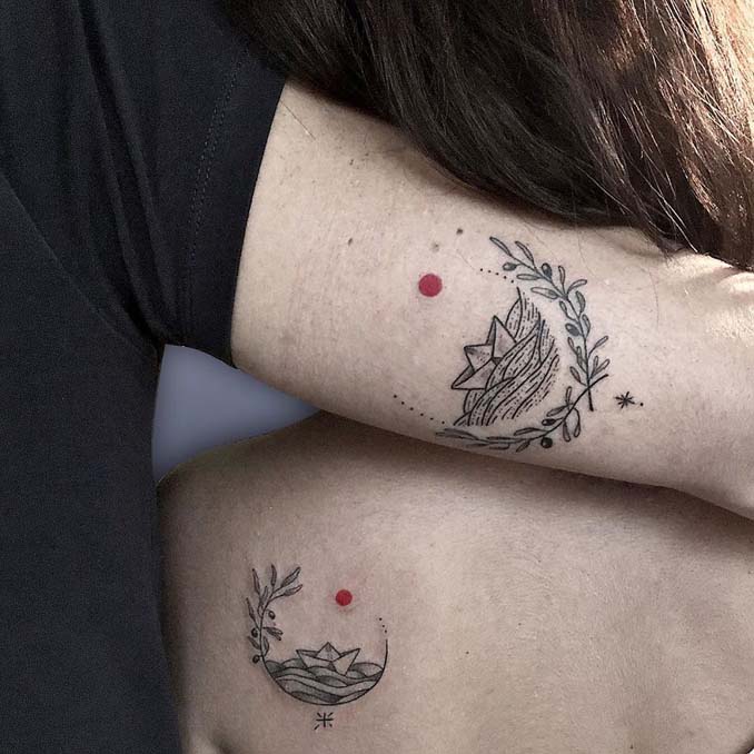 Τατουάζ με κόκκινη κουκκίδα (22)
