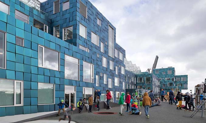 Το μεγαλύτερο σχολείο της Κοπεγχάγης καλύφθηκε ολοκληρωτικά από 12.000 ηλιακά πάνελ (1)