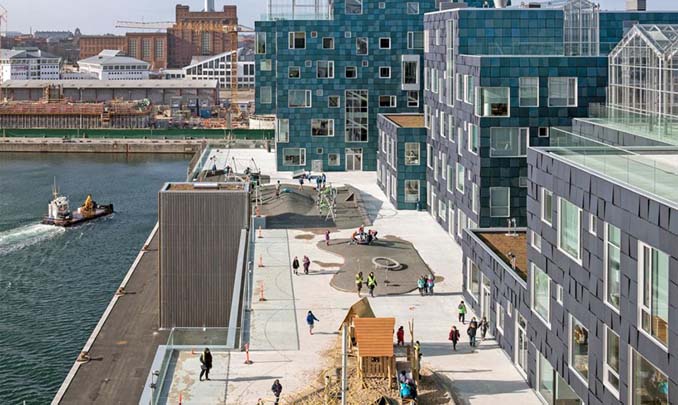 Το μεγαλύτερο σχολείο της Κοπεγχάγης καλύφθηκε ολοκληρωτικά από 12.000 ηλιακά πάνελ (5)
