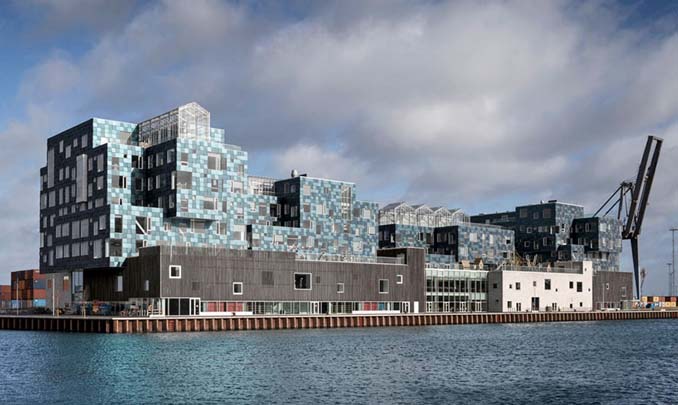 Το μεγαλύτερο σχολείο της Κοπεγχάγης καλύφθηκε ολοκληρωτικά από 12.000 ηλιακά πάνελ (6)