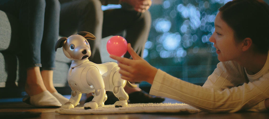 Aibo: Η Sony αποκάλυψε το νέο σκύλο ρομπότ (2)