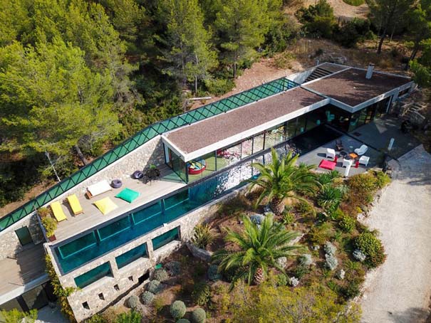 Αυτό το Airbnb στη νότια Γαλλία διαθέτει πισίνα ενυδρείο 27 μέτρων (4)