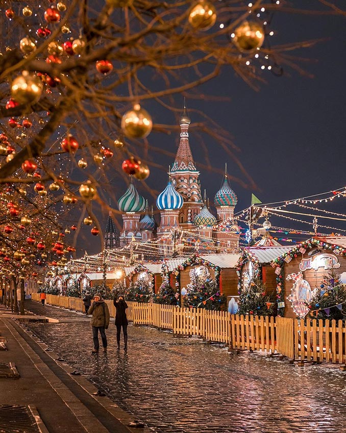 Χριστούγεννα στην Κόκκινη Πλατεία της Μόσχας | Φωτογραφία της ημέρας