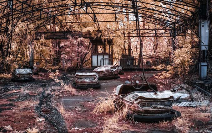 Η απαγορευμένη ζώνη του Chernobyl μέσα από υπέρυθρες φωτογραφίες (4)